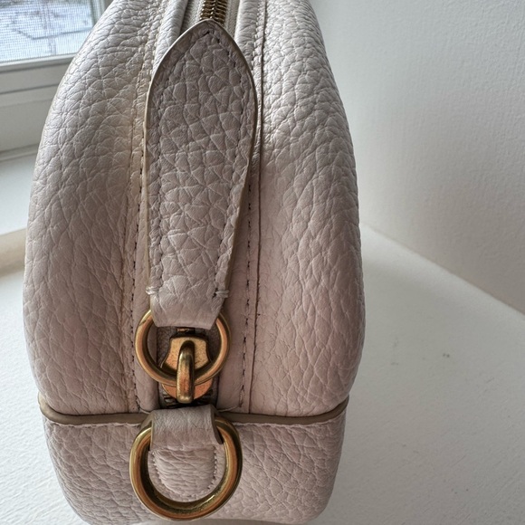 Coach Camera Bag with Removable Shoulder Strap - Picture 4 of 9